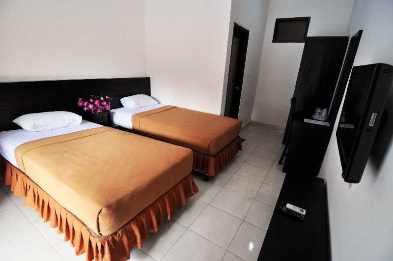 Jesens Inn II Kuta Lombok Exterior foto