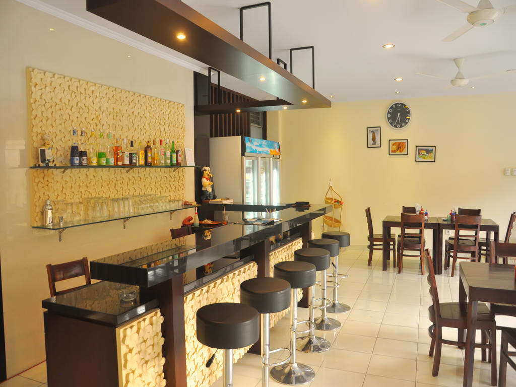 Jesens Inn II Kuta Lombok Exterior foto