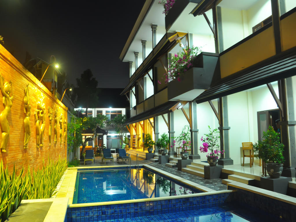 Jesens Inn II Kuta Lombok Exterior foto